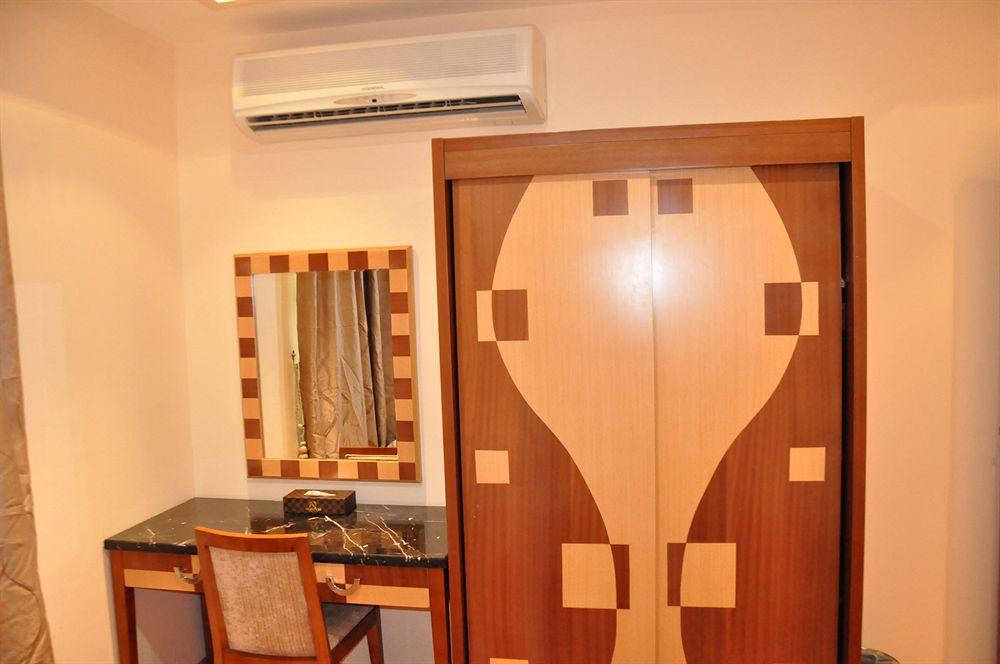 Renz Hotel Jeddah Exterior photo