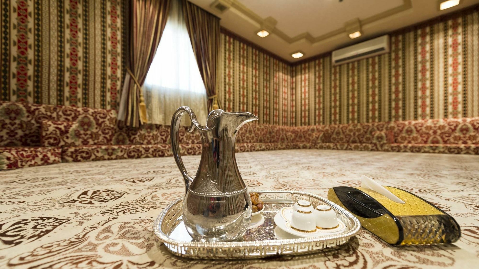 Renz Hotel Jeddah Exterior photo