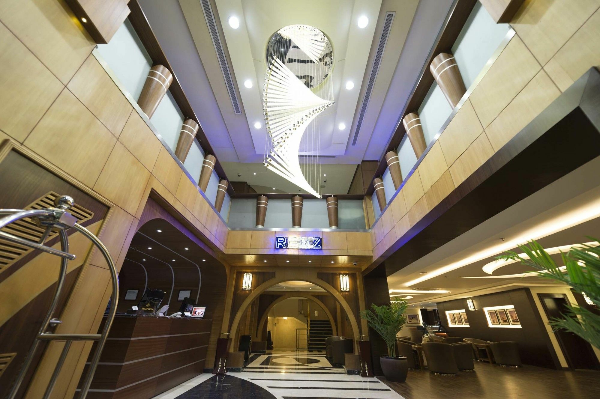 Renz Hotel Jeddah Exterior photo